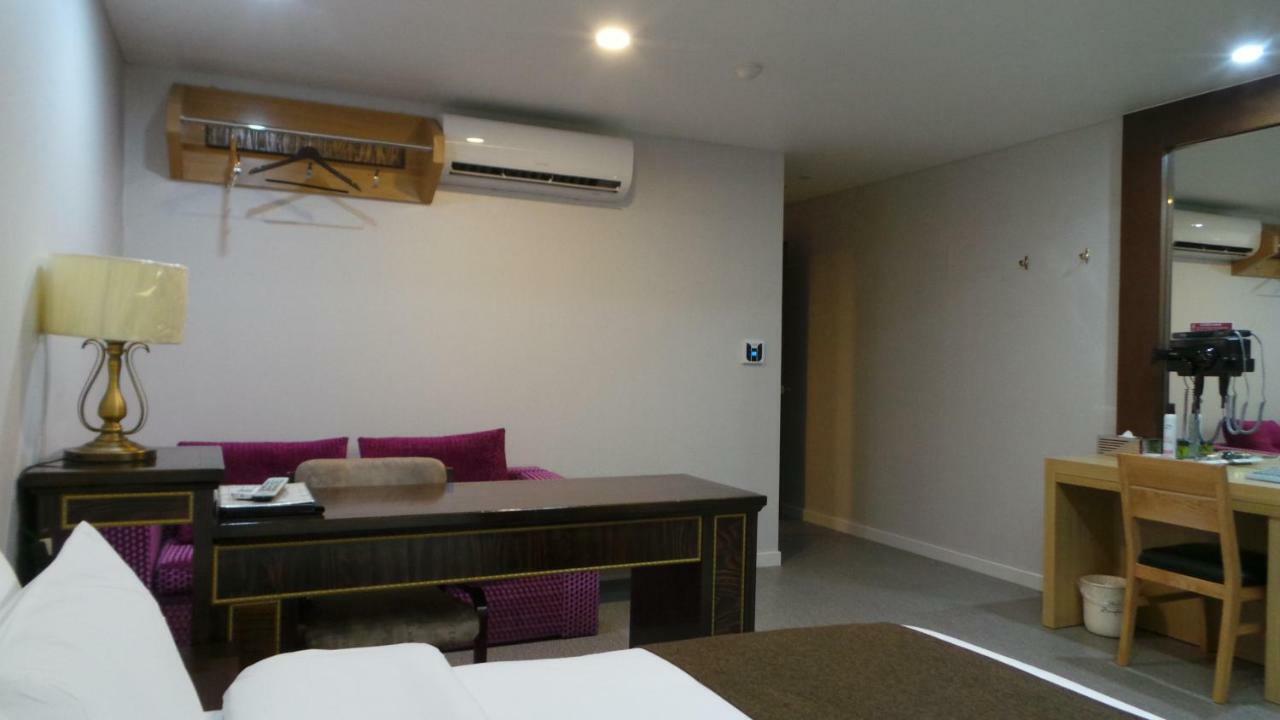 סוואן Amour Hotel מראה חיצוני תמונה